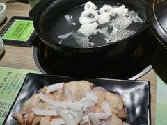 文昌鸡皇椰子鸡-探窝·竹笙椰子鸡(杨箕店)