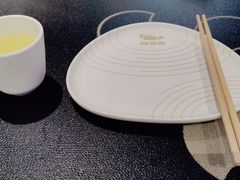 -辣尚瘾·烤鱼·新川菜(牡丹园直营店)