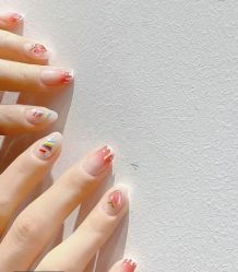 -悦指间美甲美睫