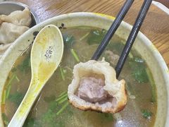 -黄阿姨锅贴大王(万航渡路店)