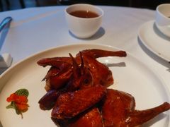 红烧乳鸽-炳胜品味(海印总店)