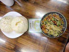 -雪琴面馆富安特色鱼汤面(城中花园店)