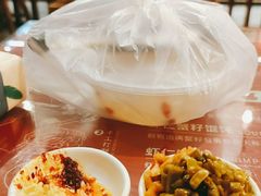 -双燕楼·手工馄饨·汤面小吃(世纪汇店)