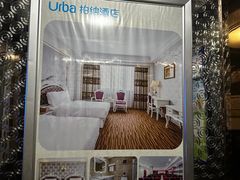 -柏纳酒店(百色起义纪念园解放街店)
