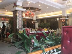 大堂-新粤新疆菜清真餐厅(拱北店)