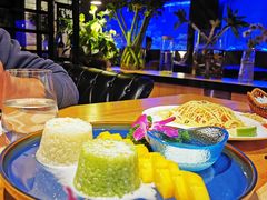 -暹罗酒肆泰餐厅酒吧