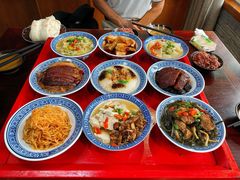 -蓝田九大碗民俗食府(蓝田店)