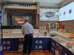 -沸炉重庆老火锅(军事博物馆店)