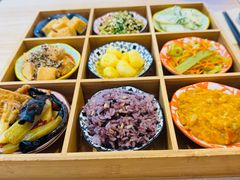 -轻蔬不用等·素食(江苏路店)