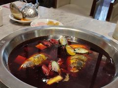 -忘情水鱼头·鲜鱼火锅(滨江中路店)