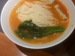 麻辣小面馄饨-南小馆(迪士尼小镇店)