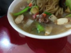 -靓汤瓦罐面(大学城店)