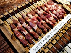 锡林郭勒现穿羔羊肉串-三个蒙古大叔羊肉串(大宁店)