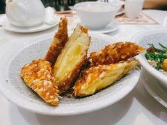 杏片炸鲜奶-赏点粤式点心(广州塔店)