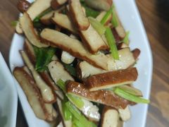 -雪琴面馆富安特色鱼汤面(城中花园店)