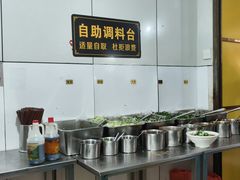 -文山荷鲜居(翠湖店)