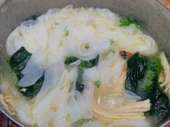枸杞菌子土鸡汤手工粉-小满手工粉(上海月星环球港店)