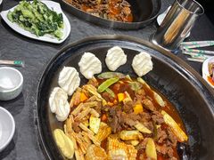 -缘福乡村铁锅炖民宿(八达岭店)