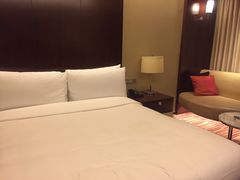 -上海龙之梦万丽酒店