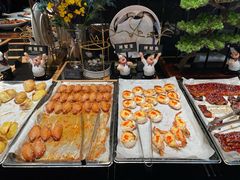-雍容荟帝王蟹活龙虾展台自助(IFS黑金店)