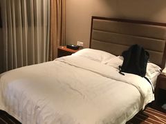 -怡华威斯达酒店(重庆医科大学附属儿童医院店)