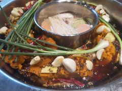 -周幺妹重庆老火锅(银泰城总店)