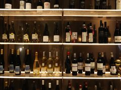零售区-wineapp葡萄酒餐吧(外滩金融中心店)