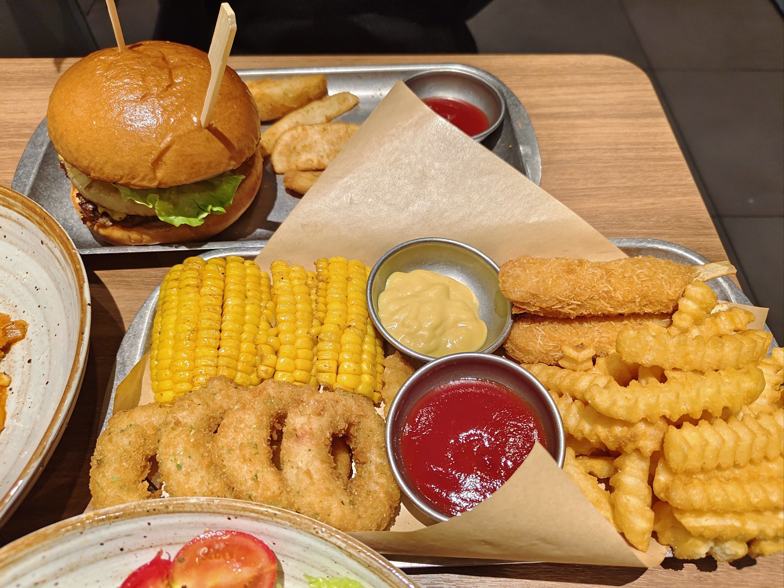 炸鸡薯条拼盘享不停