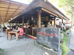-Pundi Pundi Restaurant