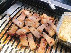 -臻牛烤肉