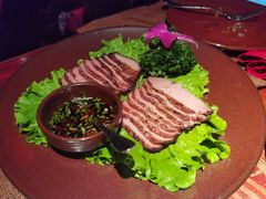 卡拉山火塘烧肉-花马天堂云南餐厅 Lost Heaven(外滩店)