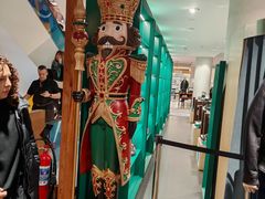 -文艺复兴百货(米兰大教堂广场店)