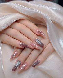 -UMl Nail 尤米美甲美睫半永久