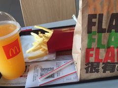 -麦当劳(哈西万达店)