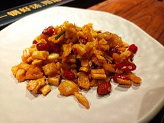 -老牌坊云南鱼豆花火锅(嵩山店)