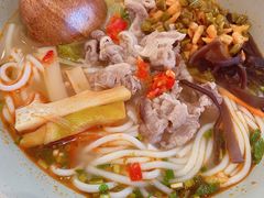 酸汤肥牛圆粉-百春原湖南牛肉粉(百联世纪店)