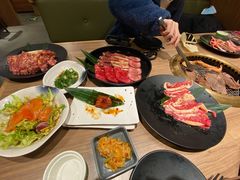 -鹤一烤肉自助餐厅(中关村店)
