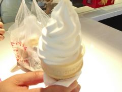 蛋筒-麦当劳(无锡滨湖万达店)