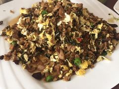 -溢心园香河肉饼总店