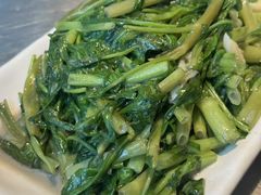 -潮界(LU·ONE凯德晶萃广场店)