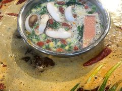 -正南齊北重庆老火锅(光华村直营店)