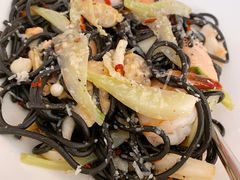 三重海鲜墨鱼意面-新元素(丽都店)