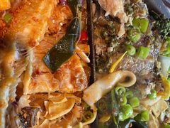 -鸣记脆皮烤鱼·海鲜烤鱼(三八广场店)