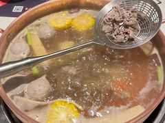 -牛村来人潮汕牛肉火锅(西单店)