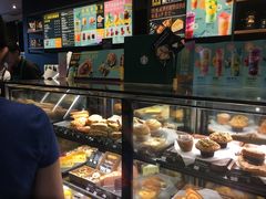 面包甜点陈列柜-星巴克臻选(北京太阳宫凯德店)