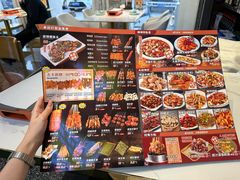 -嗨辣小聚·盘锦河蟹·海鲜烧烤龙虾(盘锦十年好店)