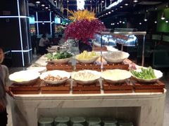 -金滏山烤肉·海鲜·火锅自助餐厅(襄阳万达店)