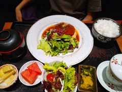 汉堡牛肉饼套餐-玄白·炭烤活鳗(上海首店)