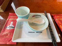 -魏铭鱼头捞饭(晋阳路店)