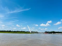 -人民防洪胜利纪念塔